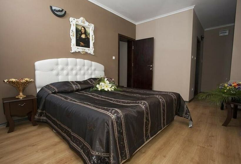 Red Hotel   Lozenetz