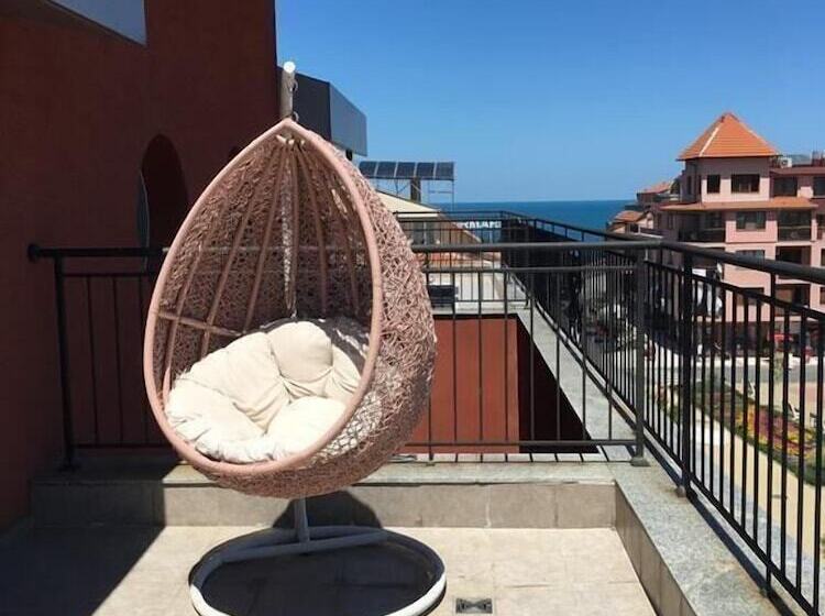 Red Hotel   Lozenetz