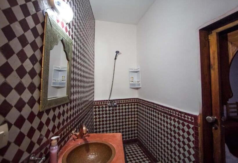 里亚德 Dar Milouda Rcif