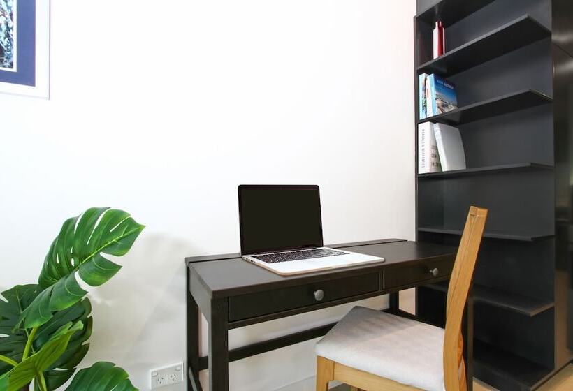 Accommodate Canberra Parbery