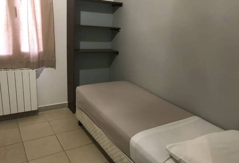 فندق صغير Folk Suites