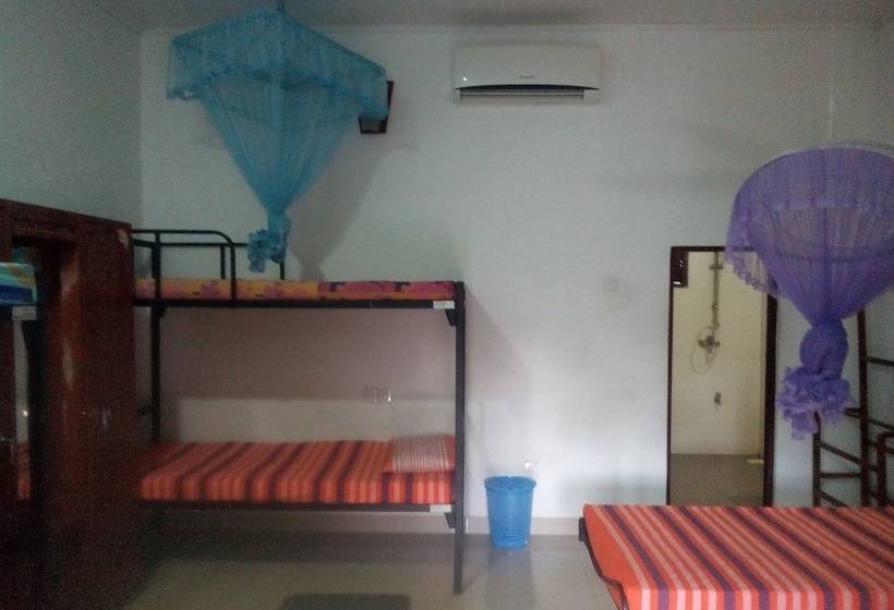 הוסטל Sigiriya Village Home Stay