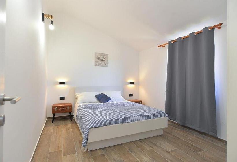 Apartments Elizabeta 1701