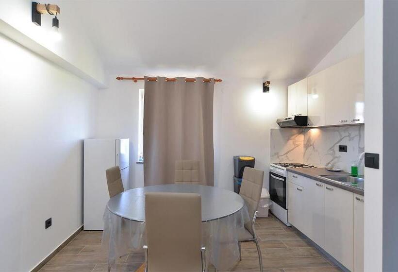 Apartments Elizabeta 1701