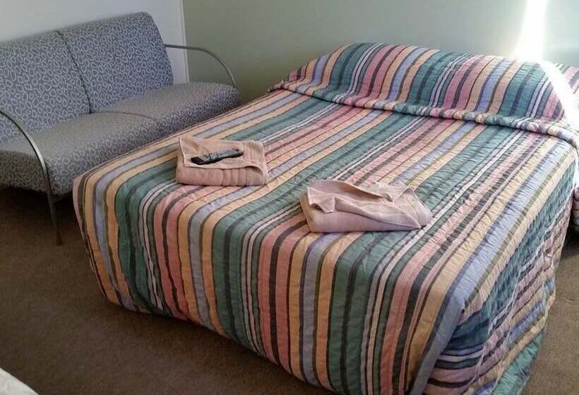 Australian Hotel Cooma