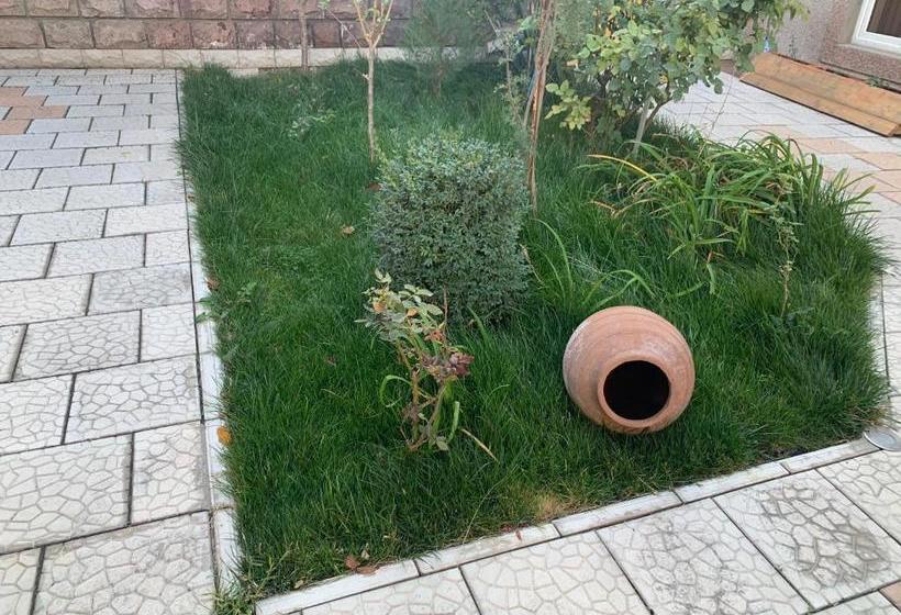 호스텔 Best Aygestan