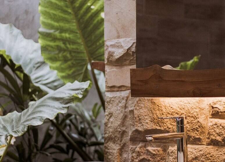 민박 Batatu Resort   Adults Only