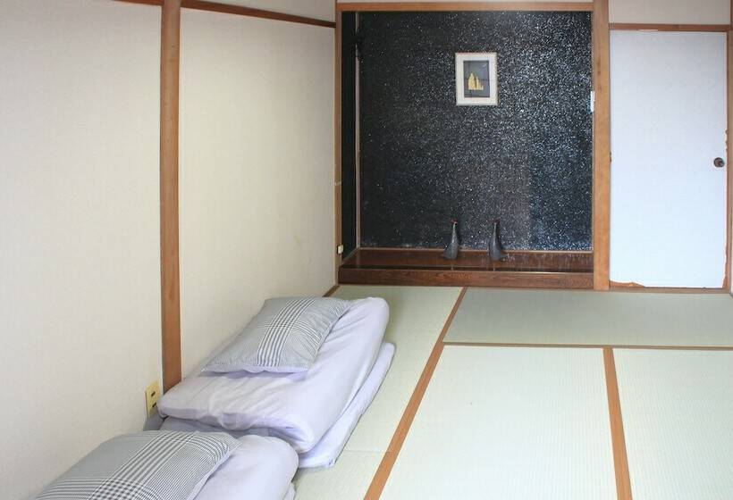 Bed and Breakfast Beppu Kannawa Onsen Hiromiya