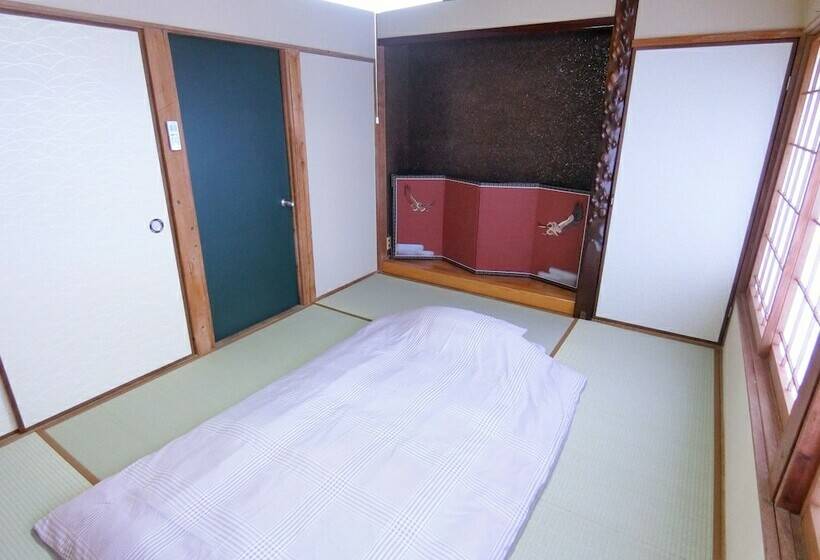 Bed and Breakfast Beppu Kannawa Onsen Hiromiya