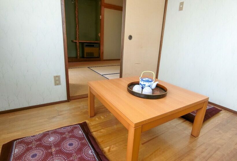 Bed and Breakfast Beppu Kannawa Onsen Hiromiya