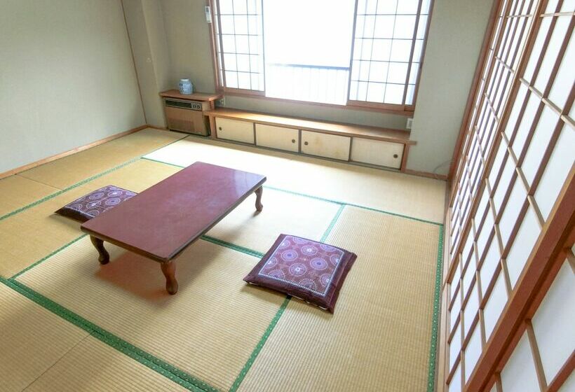 Bed and Breakfast Beppu Kannawa Onsen Hiromiya