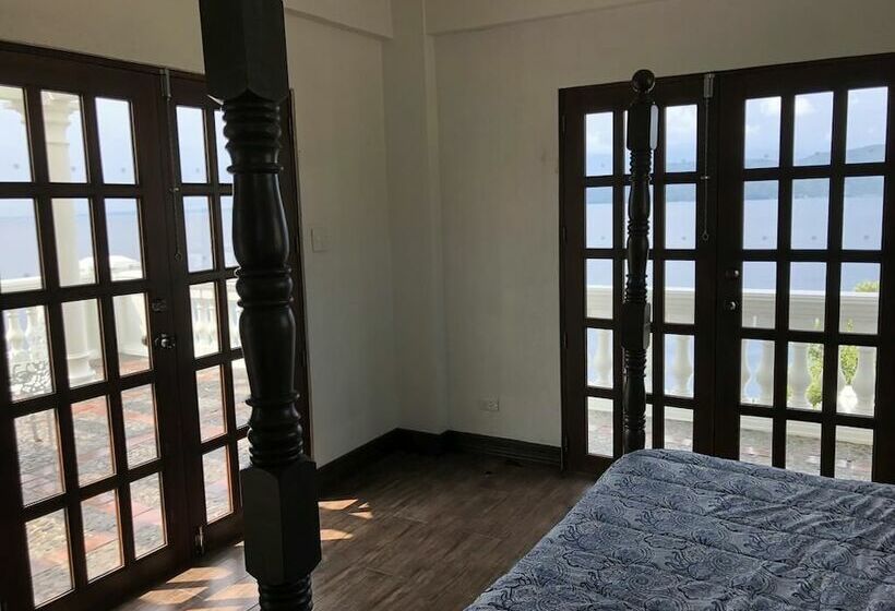 تختخواب و صبحانه Casa Del Faro