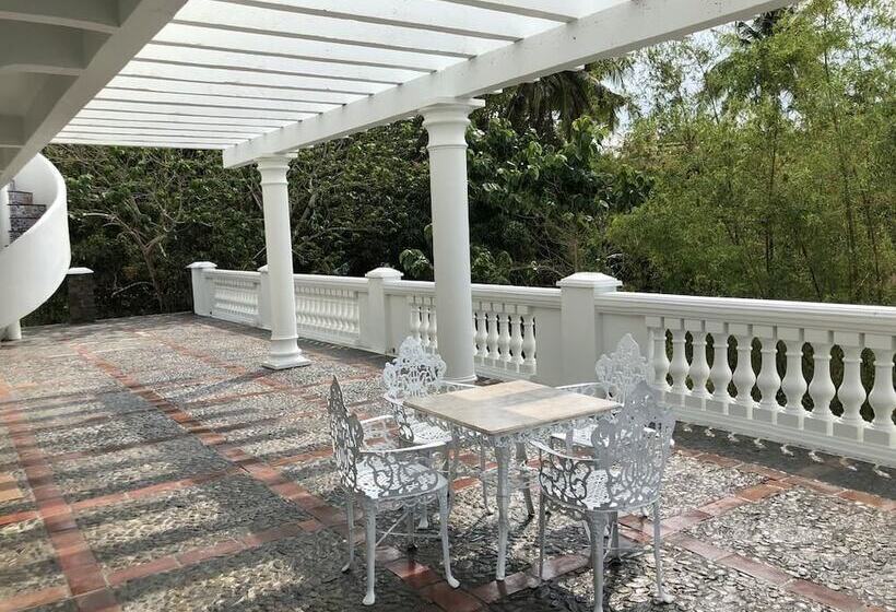 تختخواب و صبحانه Casa Del Faro