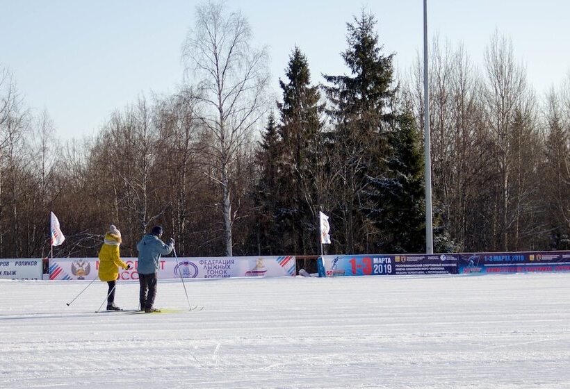 تختخواب و صبحانه Kurgan