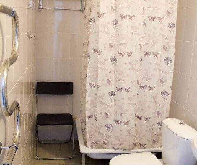 تختخواب و صبحانه Kurgan