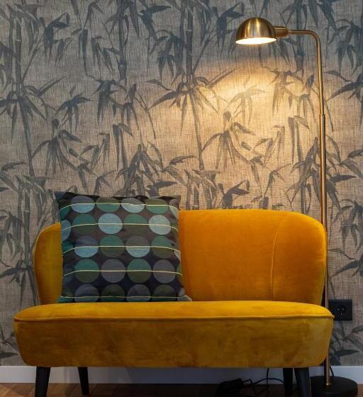 تختخواب و صبحانه The Blossom House Amsterdam