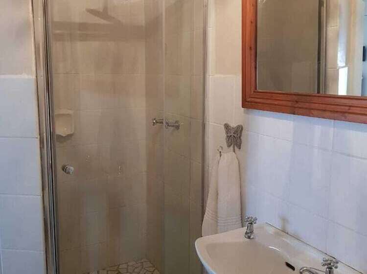 مبيت وإفطار Umuzi Guest House