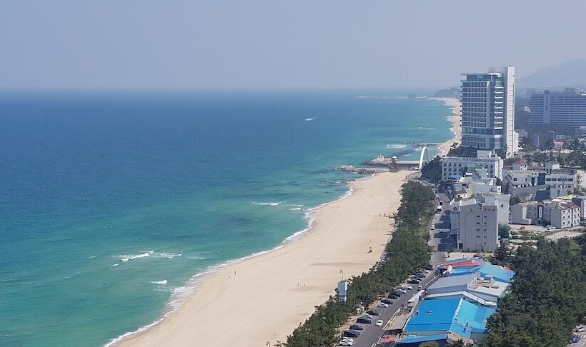 Gangneung Ocean Marina Pension   Hostel