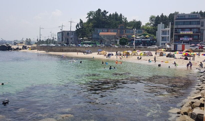 Gangneung Ocean Marina Pension   Hostel