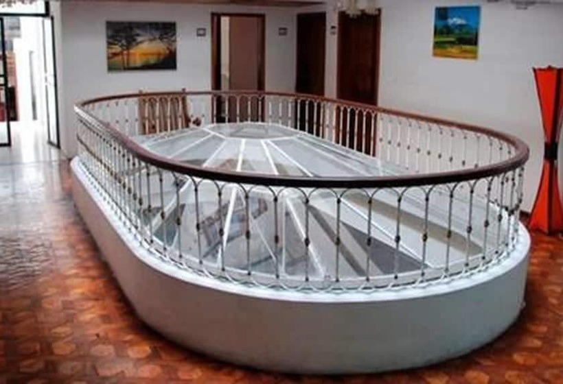Gh Hoteles Riobamba