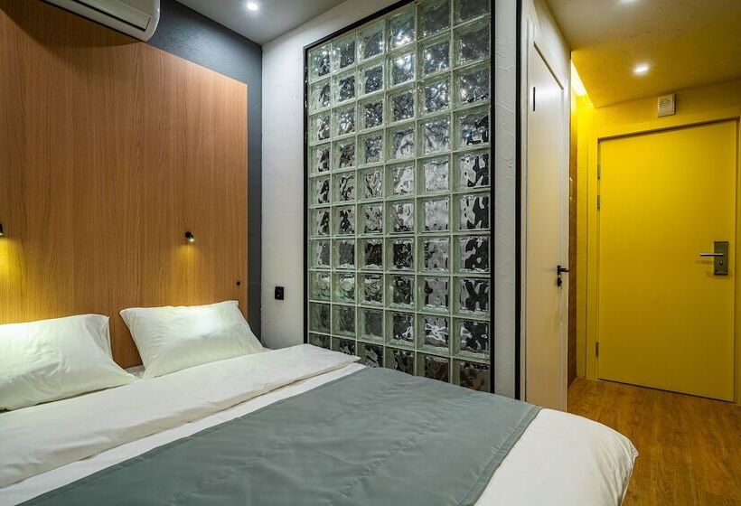 Greenfeel Hotel Pskov