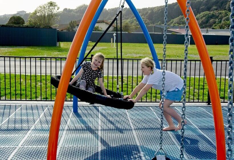 Hokitika S Kiwi Holiday Park And Motels