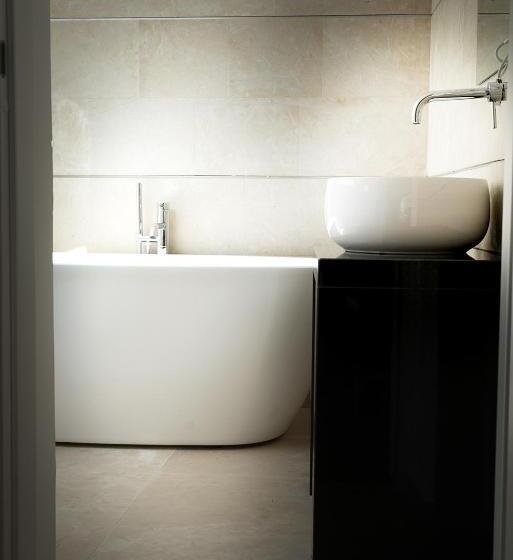 Хостел Re Dionisio Luxury Suites