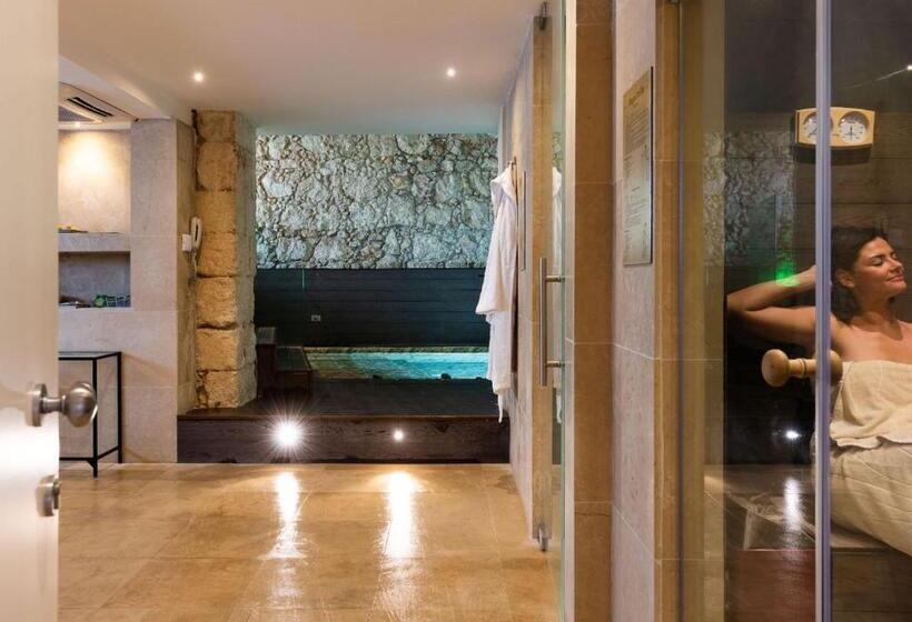 Хостел Re Dionisio Luxury Suites