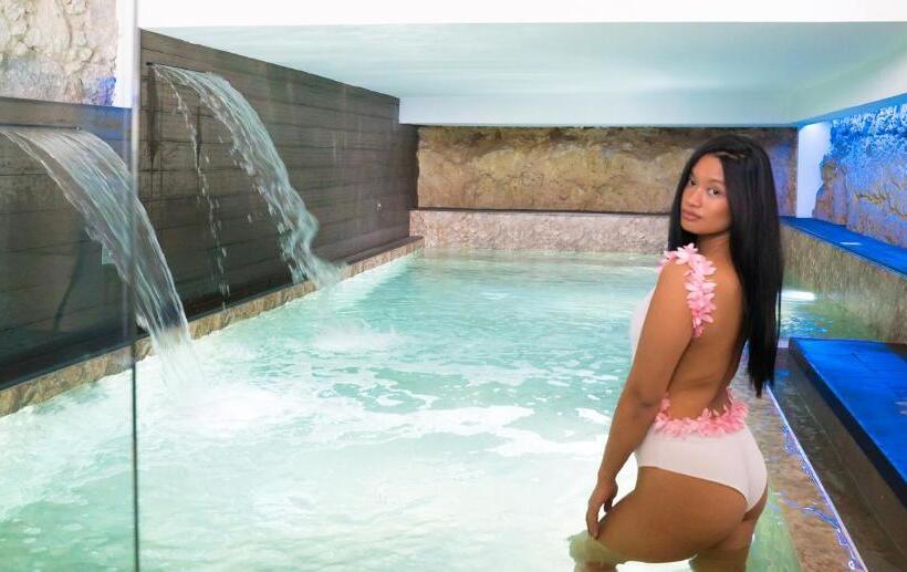 Хостел Re Dionisio Luxury Suites