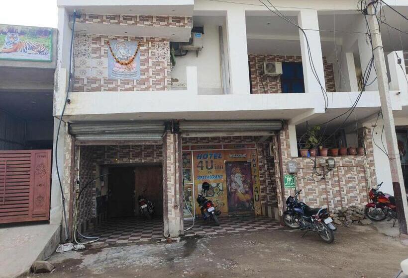 Hotel 4 U By Oyo Rooms