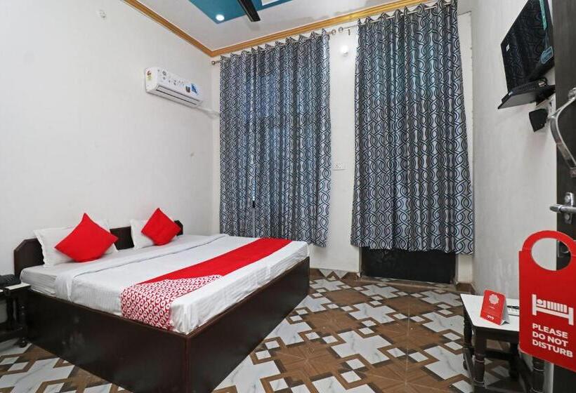 Hotel 4 U By Oyo Rooms