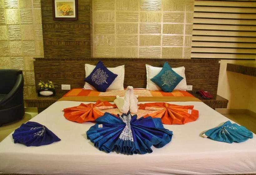 ホテル Amr Evvergreen