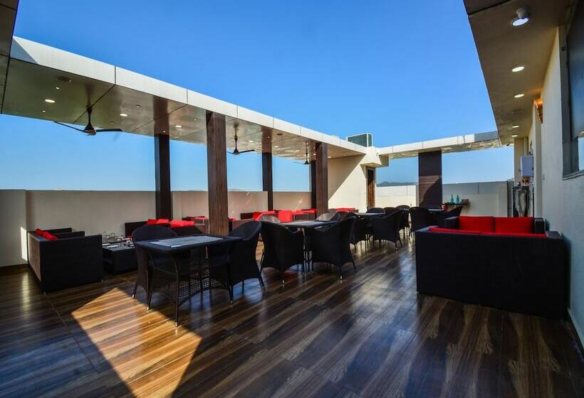 هتل Atlantica By Oyo Rooms