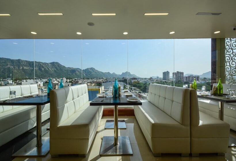 هتل Atlantica By Oyo Rooms