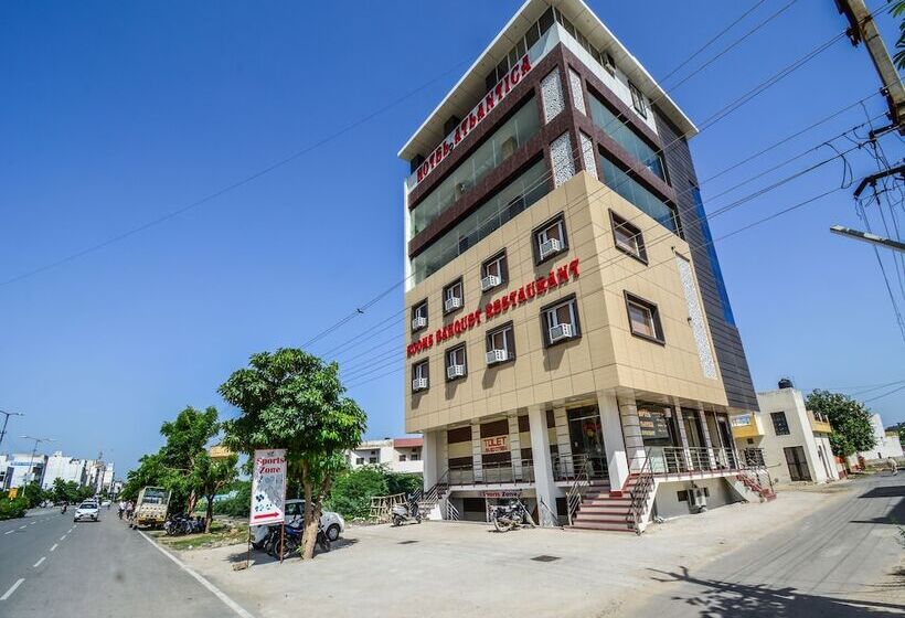 هتل Atlantica By Oyo Rooms