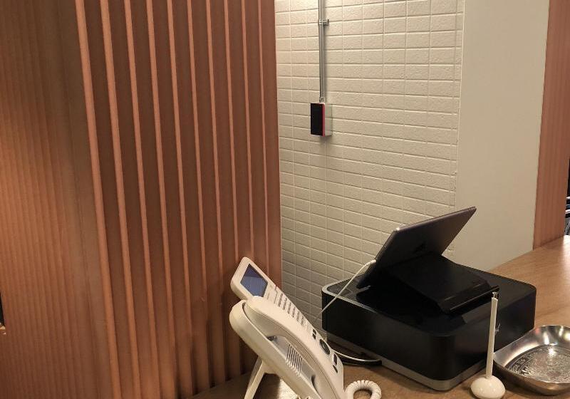 호텔 Book Tea Bed Shinjuku Gyoen