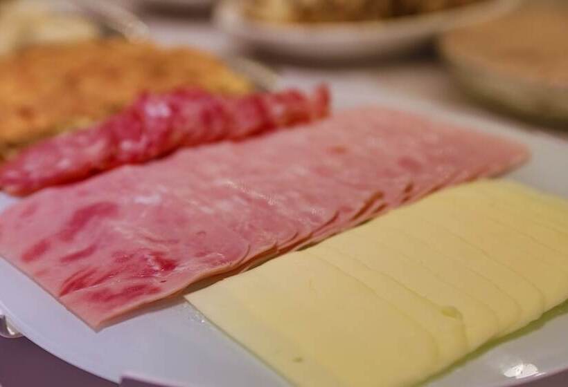 ホテル Cammino Della Serra