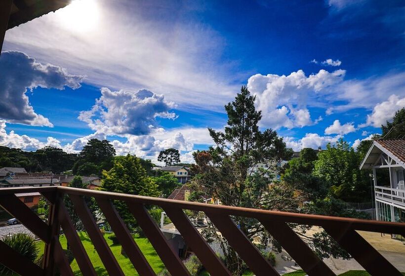 ホテル Cammino Della Serra