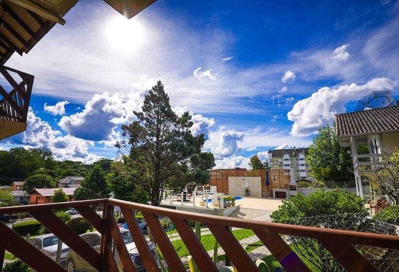 ホテル Cammino Della Serra