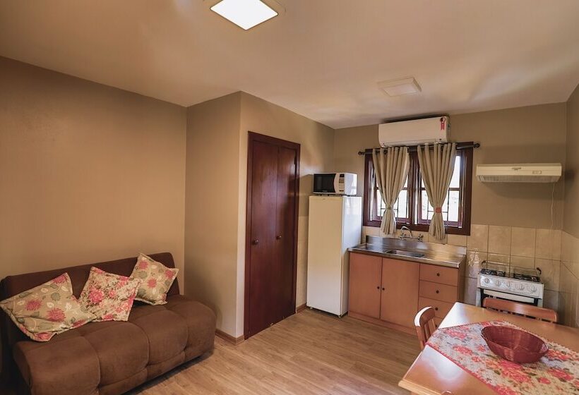 ホテル Cammino Della Serra