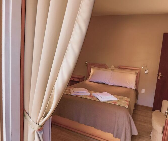 ホテル Cammino Della Serra