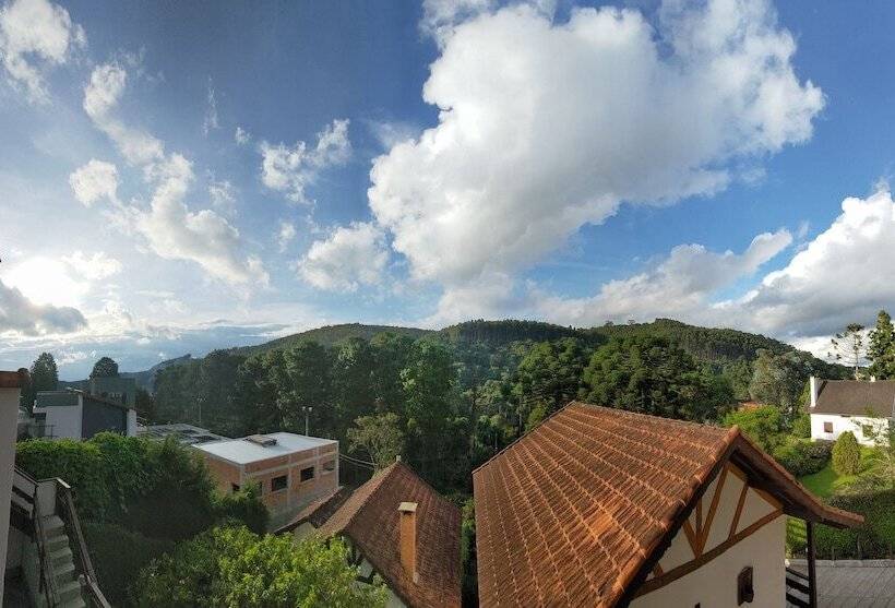 ホテル Chalés Leopoldo Em Monte Verde