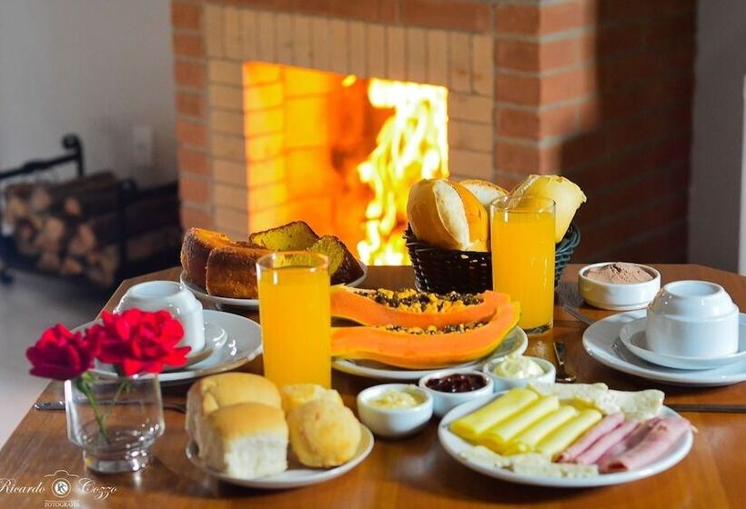 ホテル Chalés Leopoldo Em Monte Verde