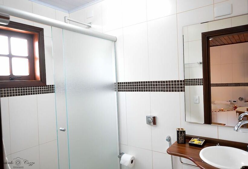 ホテル Chalés Leopoldo Em Monte Verde