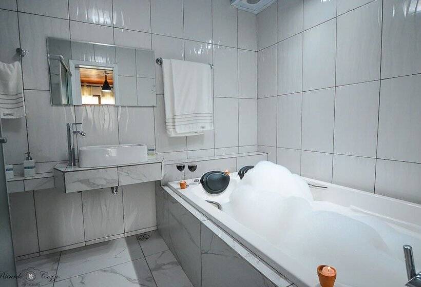 ホテル Chalés Leopoldo Em Monte Verde