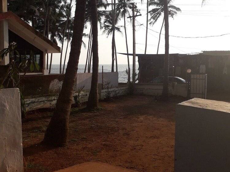 호텔 Dhuni Resorts Goa