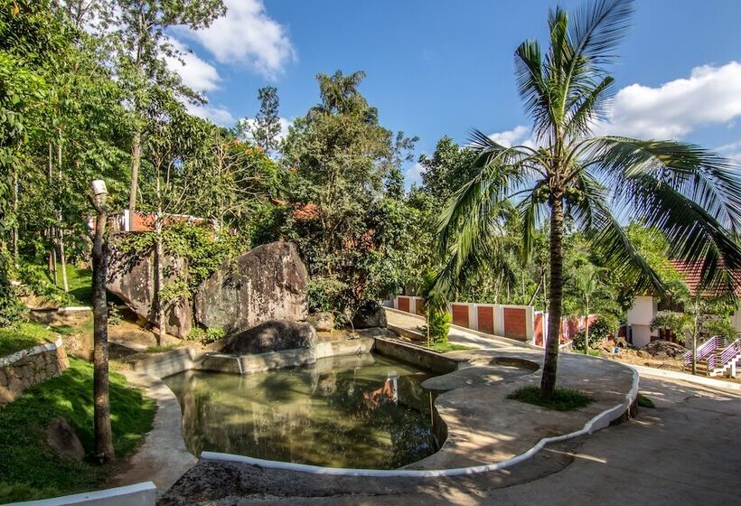 ホテル Edakkal Village Resort