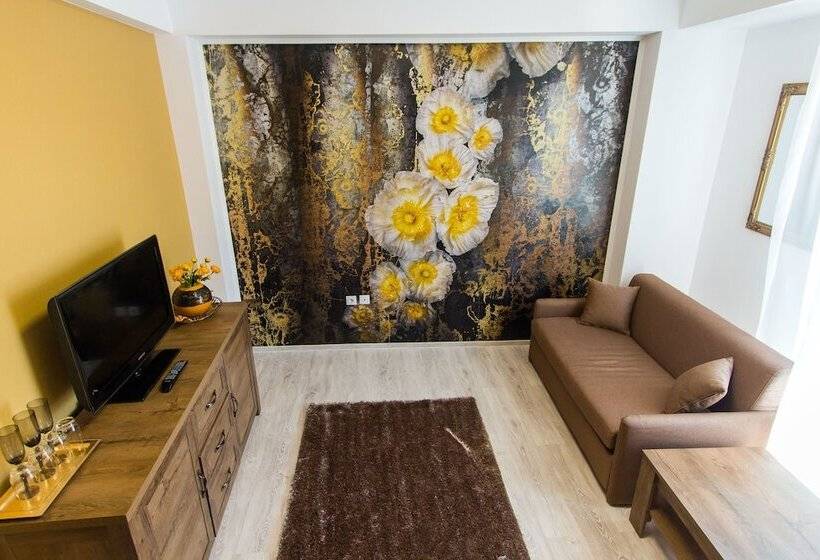 Отель Evianne Boutique