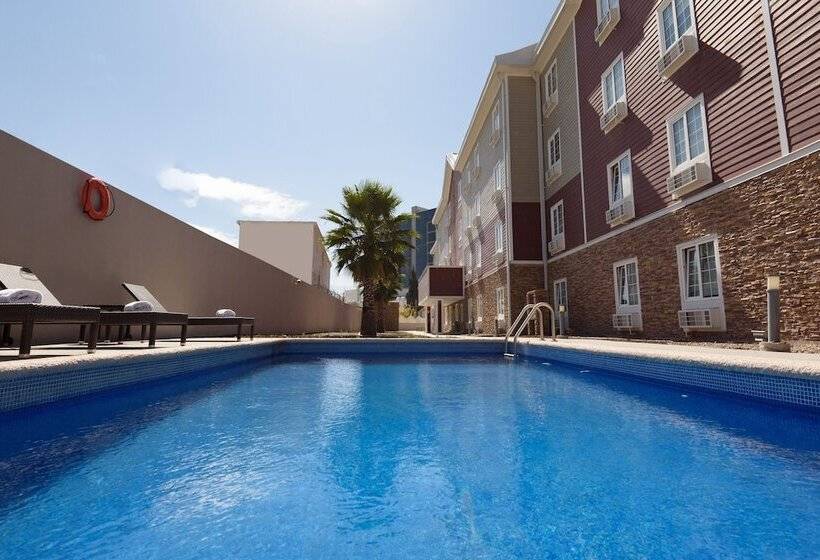 فندق Extended Suites Querétaro Juriquilla