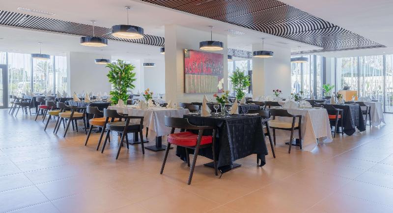 هتل Golden Tulip Royaume